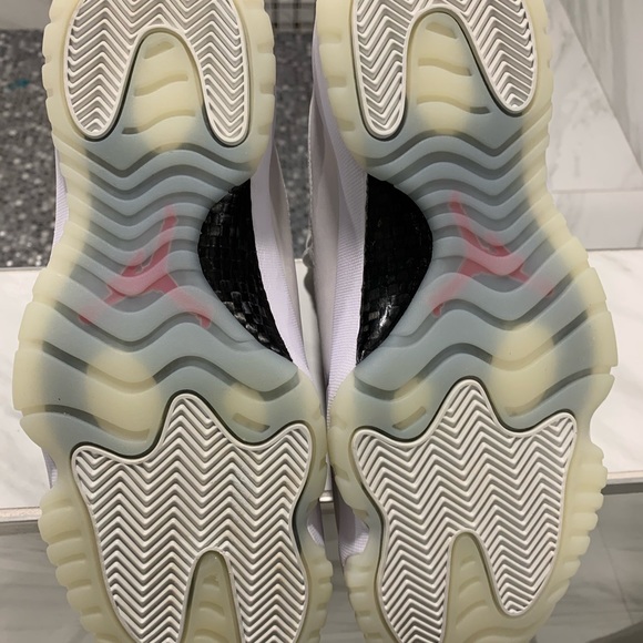 Jordan 11’s - Picture 5 of 8